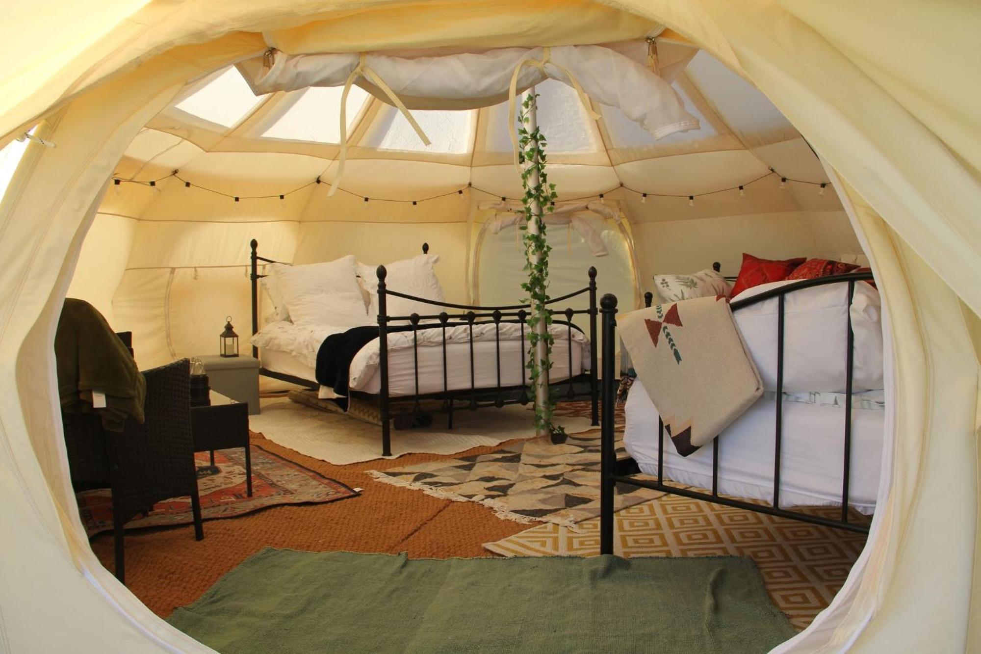 Tal-Y-Fan Farm 6M Stargazer Tent Bridgend (Wales) Exterior foto