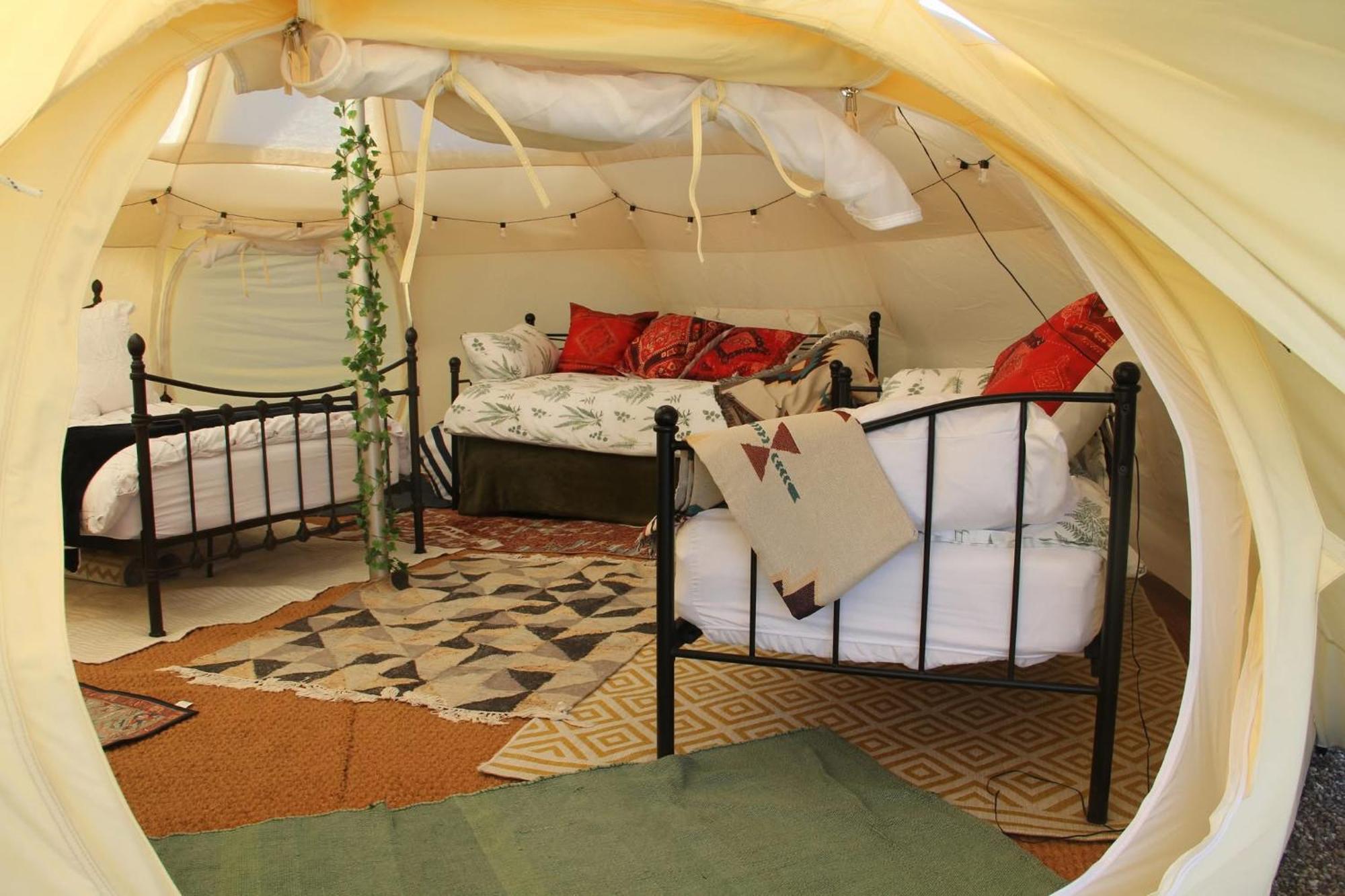 Tal-Y-Fan Farm 6M Stargazer Tent Bridgend (Wales) Exterior foto